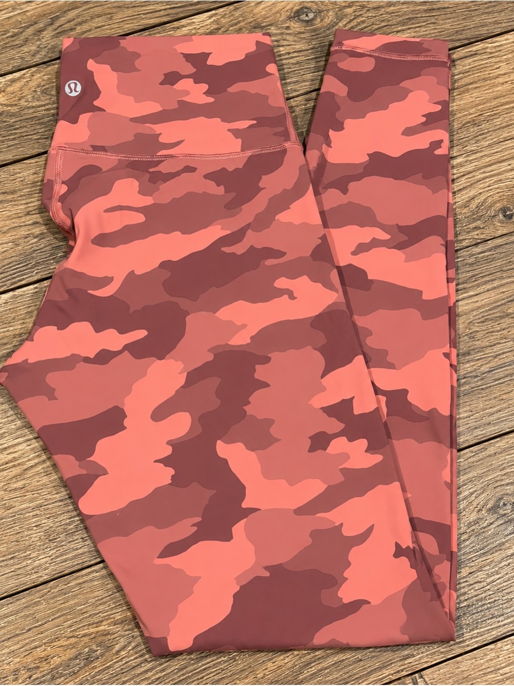 Lululemon Women’s Coral Camo High Rise Leggings Size 8